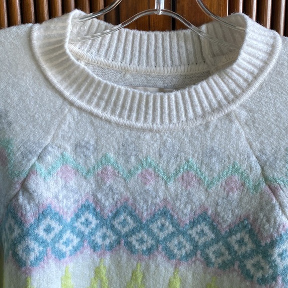 Loft Fair Isle Raglan Sweater - Picture 2 of 12